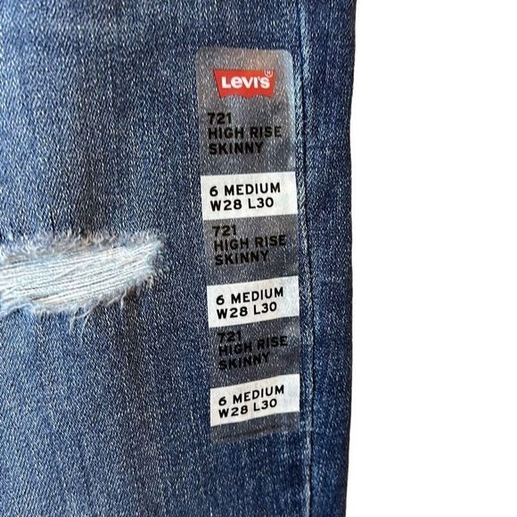 NWT Levis Women's 721 High Rise Skinny Jeans L30 in Blue Size 28x30 - Picture 4 of 8